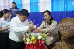 0000185_resize