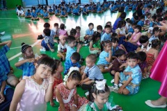 im033