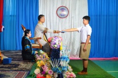 รับประกาศนียบัตรผู้สำเร็จการศึกษา ปีการศึกษา 2567